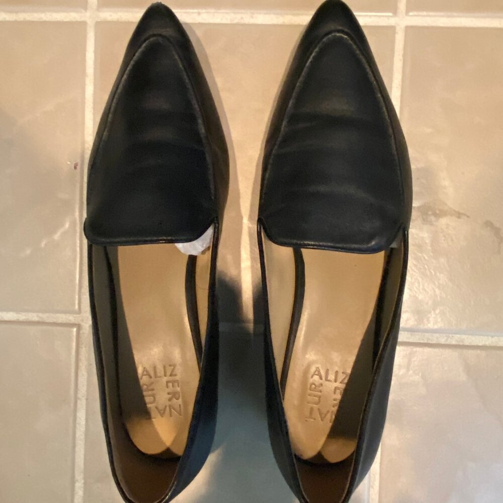 Naturalizer Women's Black Flats